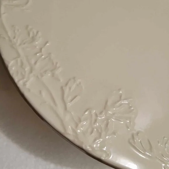 Pedestal Cake Stand - Picture 4 of 5